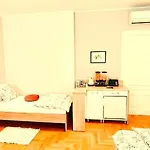 Guest house Lavender - City Room With Free Parking Pula