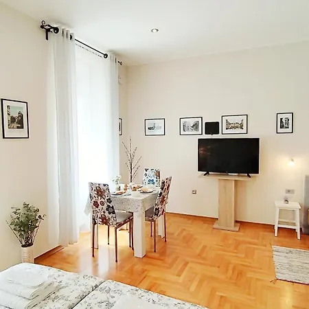 Lavender - With Free Parking 4* Pula