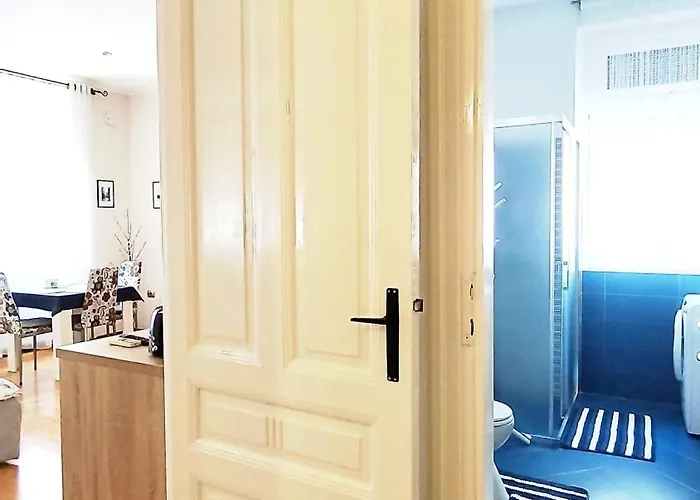 Lavender - City Room With Free Parking Pensionat 4*