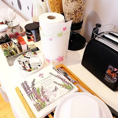 Lavender - With Free Parking プーラ